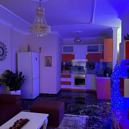 Lungomare Apartment Daire Avlonya