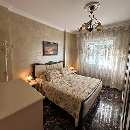 Lungomare Apartment Daire