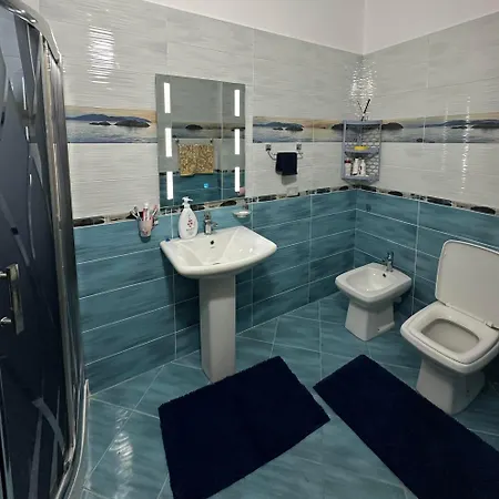 Lungomare Apartment Daire